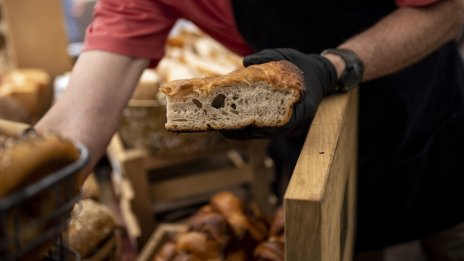Бизнес климатът в България се подобрява минимално през декември