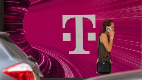 Deutsche Telekom увеличава сумата за обратно изкупуване на акции с до 3 милиарда евро