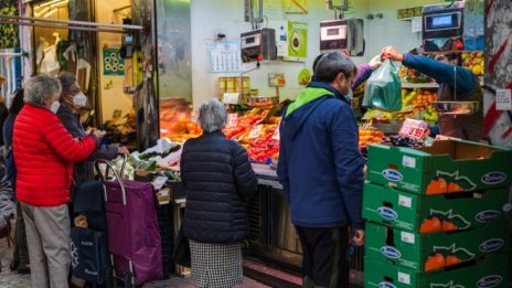 Годишната инфлация в Испания изненадващо отново се е ускорила