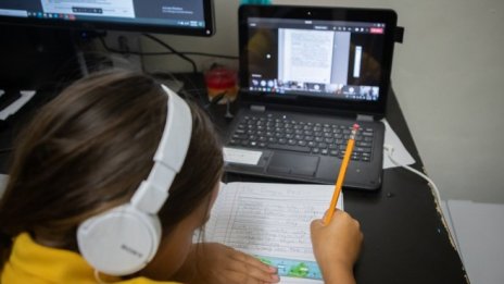 Инвестират 1,9 млрд. лв. в дигитализация на образованието до 2027 г.