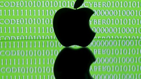 Съдия подкрепи Apple в спора за отключването на iPhone