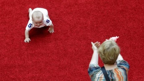 България е втора в ЕС по дял на населението, застрашено от бедност през 2020 г.