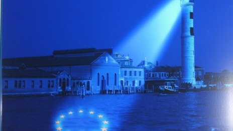 Европа трябва да сложи ред в дома си 