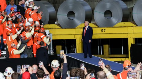 По-високите мита на САЩ върху стоманата и алуминия влязоха в сила