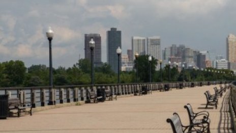 Продажбите на апартаменти в Манхатън достигнаха 30-годишно дъно