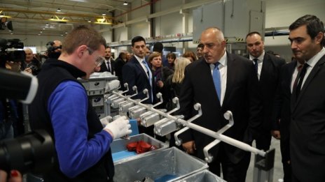 Премиерът: Искаме високи доходи, защото имаме квалифицирани работници