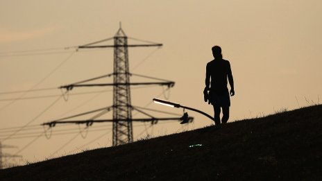 ЕС планира да набере 140 млрд. евро за потребителите от печалбите на енергийните фирми 