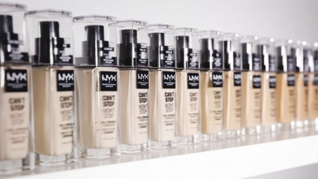 Продажбите на L'Oreal се свиват заради спада в търсенето на козметика