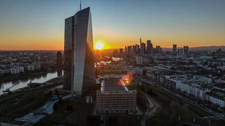 ЕЦБ може да позволи на банките да прехвърлят повече капитал през граница