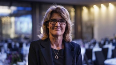 Домакинствата в Австралия могат да се справят с високите лихви