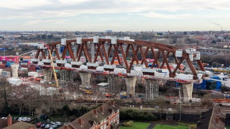 Лондон: Разходите за железопътната линия HS2 ще достигнат 102 млрд. паунда