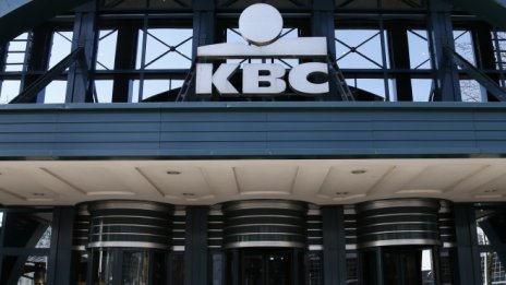 KBC приключи сделката за 610 млн. евро за ОББ и Интерлийз