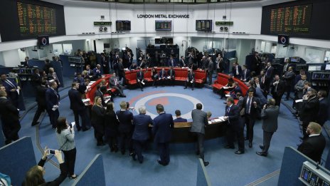 Европейските борси приключиха без единна посока след новите данни за еврозоната