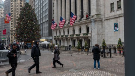 Как толкова много икономисти се оказаха в грешка за рецесия в САЩ