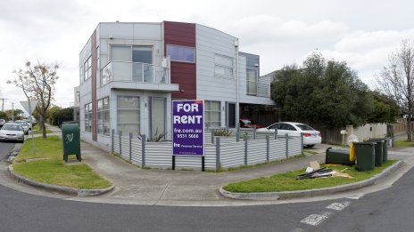 Наемите са последното парче от доминото, което ще падне в борбата с инфлацията