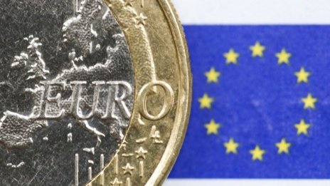 Б. Димитрова: Българинът е еврооптимист, но гледа с недоверие към еврозоната