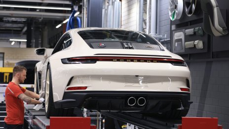 САЩ въвеждат новото 15% мито върху вноса на автомобили от ЕС със задна дата от 1 август