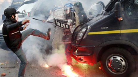 Трите основни синдиката в Италия стягат общи протести срещу Бюджет 2014