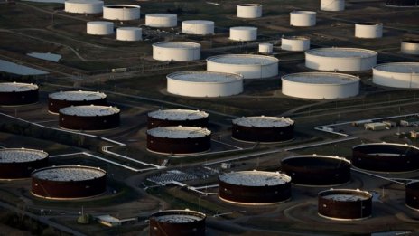 Петролните пазари реагират с понижения на несигурността след изборите в САЩ*