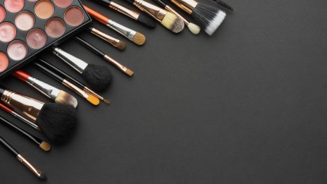 Coty започва стратегически преглед на отдела за потребителска козметика