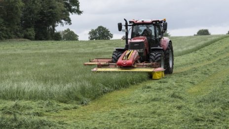 ЕК и ЕИБ отпускат 1 милиард евро за кредитиране на млади фермери