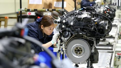 Промишлената активност в Китай отслабва през април