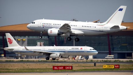 Валутни колебания и политическото напрежение тревожат Airbus 