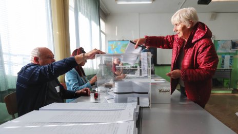 12,3% е избирателната активност в страната към 11 ч. 