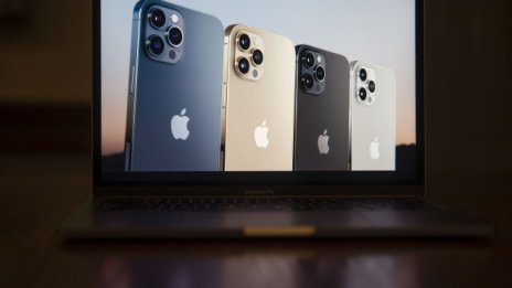 AT&T и Verizon ще предлагат безплатни iPhone 12