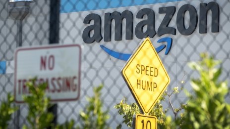 Инвеститорите се уплашиха за забавящото се развитие на облачния бизнес на Amazon