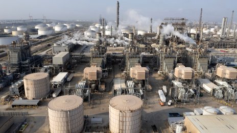 Затягането на хватката на САЩ над Венецуела тласка цената на петрола нагоре*