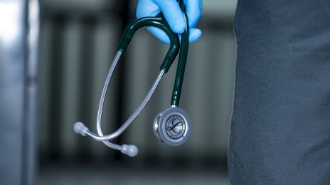 Проф. Скитули: Инвестиции в скрининг и превенция са ключови в борбата с рака