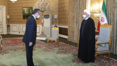 Иран и Китай сключиха 25-годишен договор за сътрудничество