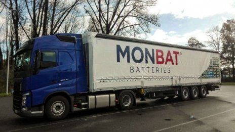 Приходите на "Монбат" нарастват с 26% през февруари