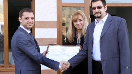 Инвестиционната активност се засилва, отчете икономическият министър