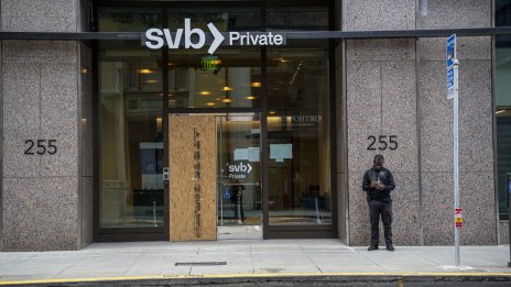 SVB като стабилизиращо събитие