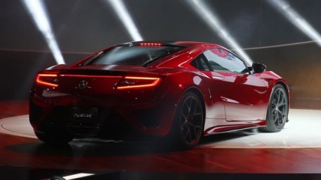 Първият нов NSX се продаде за 1,2 млн. долара