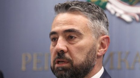 Енергийното министерство обмисля компенсации и за ЕРП-тата заради скъпия ток