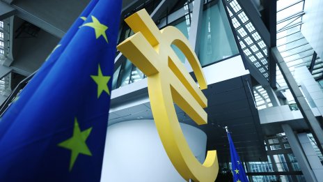 Комисията по икономически и парични въпроси на ЕП одобри България за еврозоната