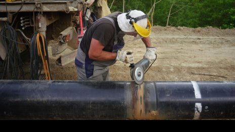 Износът на руски газ през Украйна намалява за втори пореден ден