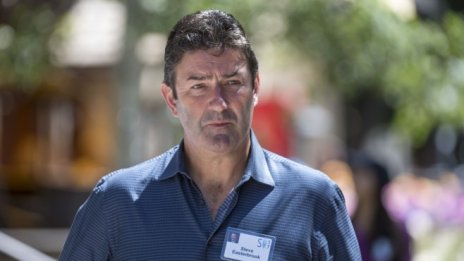 McDonald's съди бившия си главен изпълнителен директор