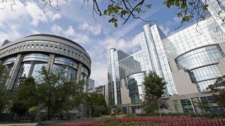 С протести премина първия работен ден на новия европарламент