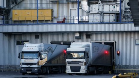 Украйна смята да ограничи транзита на руски товари