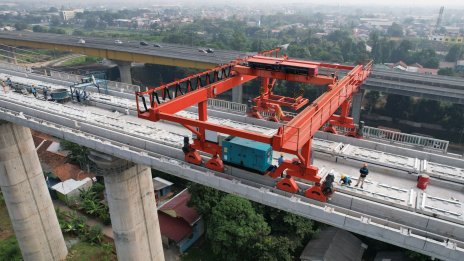 Индонезия представи високоскоростни влакове, произведени от Китай