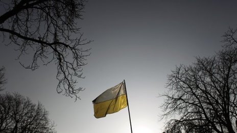 Украйна се превръща в безинтересна логистична периферия, опасява се опозицията