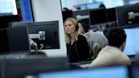 Решението на ЕЦБ за допълнителни стимули оцвети европейските индекси в червено