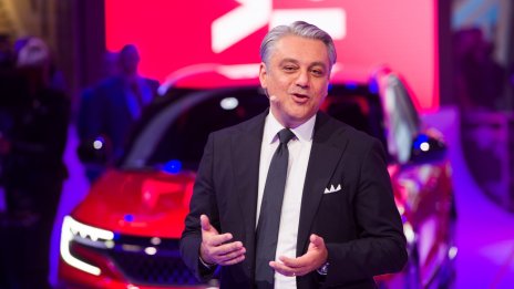 Renault: Недостигът на чипове все още притиска индустрията