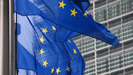 ЕК започва наказателни процедури срещу България по прането на пари и борбата с измамите