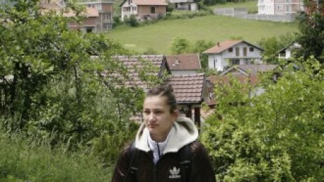 Над половината от албанците обмислят да емигрират