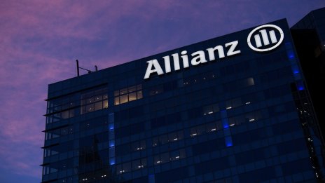 Печалбата на Allianz расте на фона на входящи потоци за 15 млрд. евро в Pimco